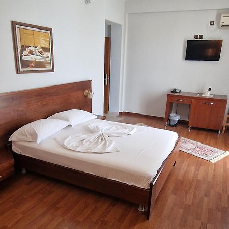 Hotel Kaonia Sarandë Eksteriør bilde